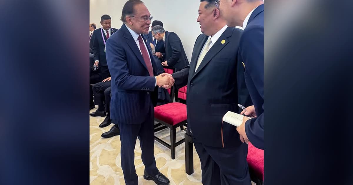 Anwar greets Kim Jong Un in ‘coincidental’ meeting in Beijing