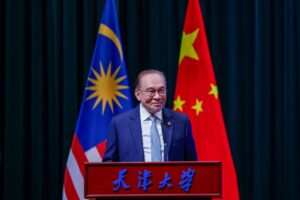Anwar joins foreign leaders at China's V-Day parade