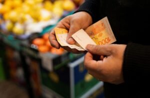Argentina's peso under strain as Milei's agenda faces hurdles