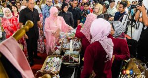 Arts and craft are food for the soul, says Tunku Azizah
