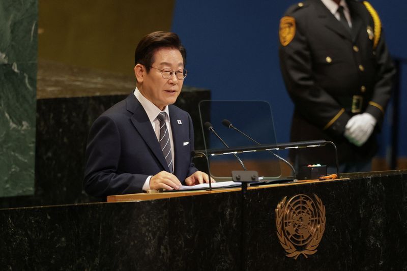 At UN, South Korean leader vows to reduce tensions with North Korea