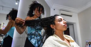 #BEAUTY: Tunisian women embrace their curls