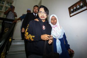 Bekas warden dilepas, dibebas tuduhan amang seksual fizikal
