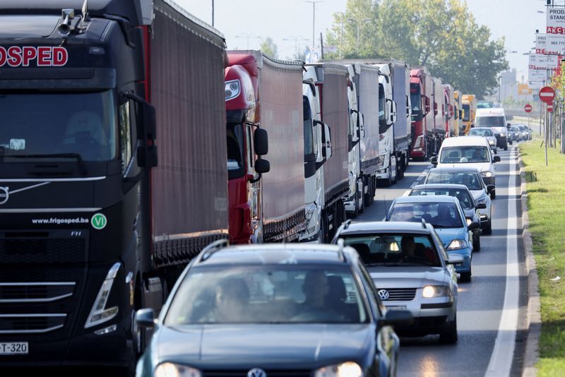Bosnian truck drivers block movement of goods in protest over barriers, taxes