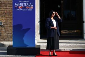 Britain could cut visas from countries that don't accept migrant returns