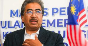 Build affordable homes for Malays in Kg Sungai Baru, Johari tells developers