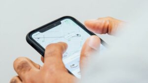 CEO Uber Sasar Teksi-Robo Akan Gantikan Pekerja Pemandu Seru-Pandu Dalam Tempoh 10 Ke 15 Tahun Lagi
