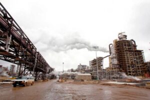 Canada may drop oil emissions cap as part of new climate plan, sources say