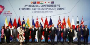 China-backed Asian trade bloc looks to expand, upgrade deal