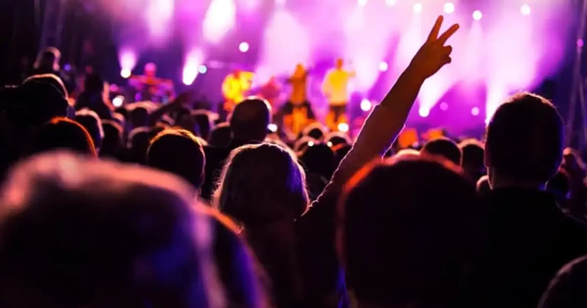 Concert dress code only for performers, not concertgoers, says Puspal