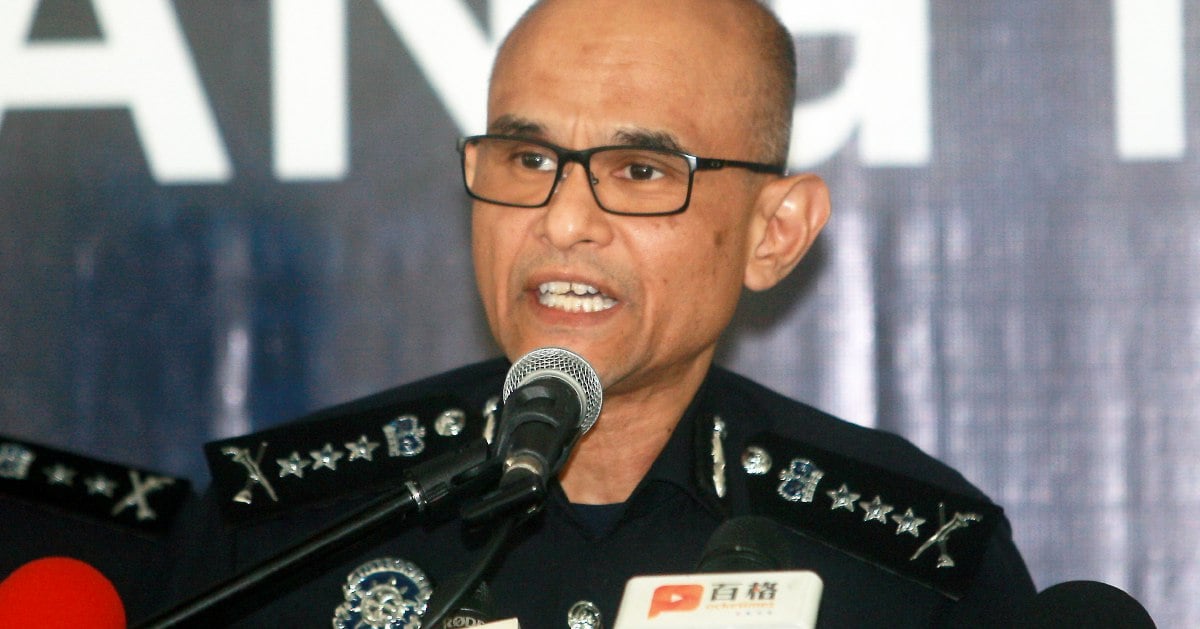 Cops bust online gambling syndicate catfishing victims