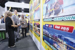 Dabong, Wang Kelian jadi pilihan pelancong