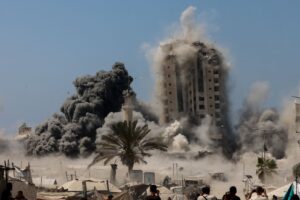 Dakwa dijadikan kubu Hamas, tentera Israel ratakan bangunan tinggi di Gaza City
