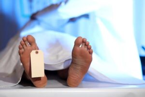Disangka sudah meninggal dunia, remaja mati otak batuk ketika dikebumikan