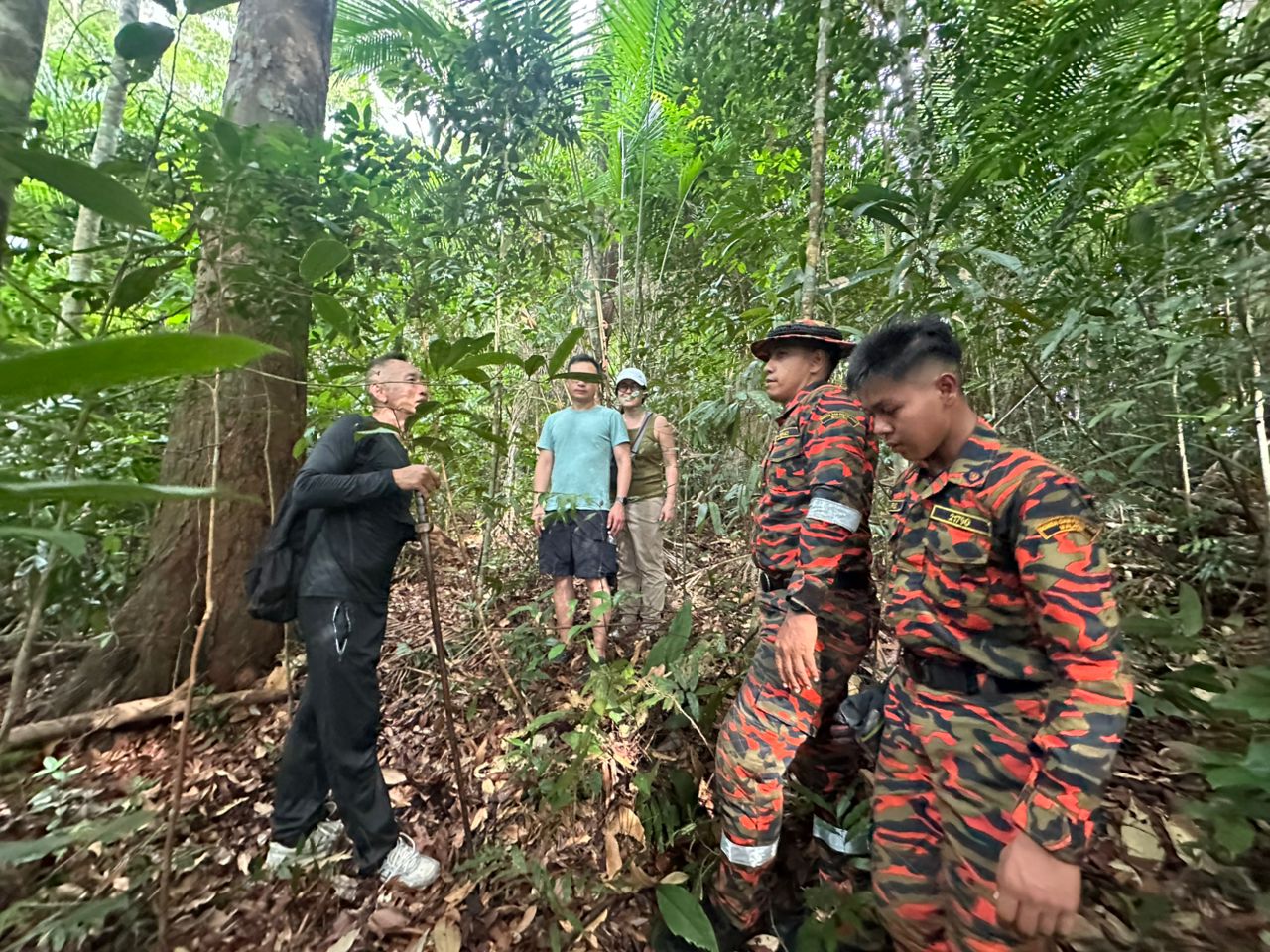 Dua warga Australia sesat ketika mendaki ditemui selamat