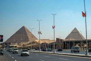 Egypt says stolen pharaoh's bracelet melted down, sold for $4,000