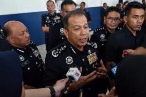 Elemen UTK, komando dalam kursus juruiring pembesar negara