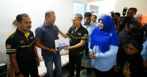 Fahmi Fadzil to donate Sara aid to those in need