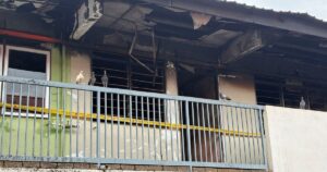 Fire guts 8 units at run-down Alor Star flats; residents say top floor used as drug den