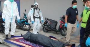 Firefighters called in to assist in removing body of obese man in Prai