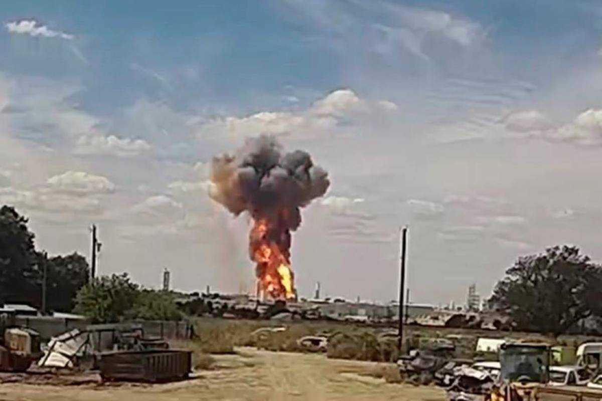 Firefly Alpha rocket booster destroyed during testing in Texas
