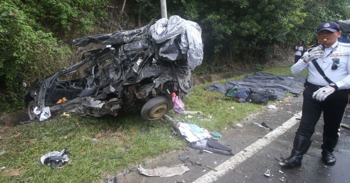 Five Mara students killed in car-lorry crash in Tuaran
