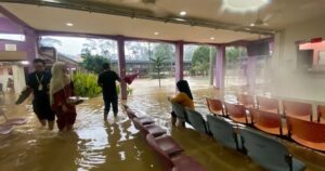 Flash flood strikes Sultanah Aminah Hospital in Johor Bahru