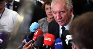 French PM says ‘fate of France’ at stake in confidence vote