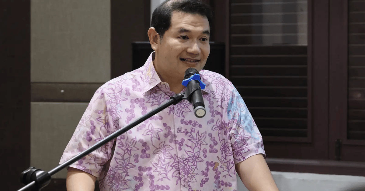 Future of the country begins in the classroom, says Rafizi