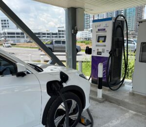 Gentari x SEB deploys 180kW DC charger in Bintulu, enabling seamless EV travel from Sibu to Miri