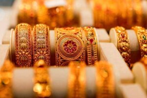 Gold futures to trade cautiously after US Fed interest rate cut