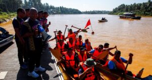 Government agencies hold perahu kolek races to promote maritime safety