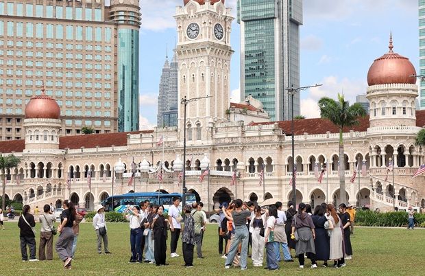 Govt targets 47 million foreign tourists in 2026, outlines three strategies for VM2026