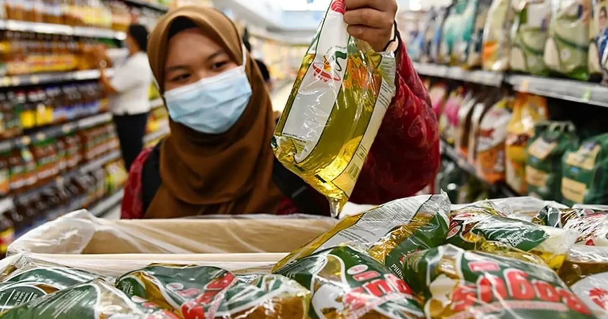 Govt to test QR code system for subsidised cooking oil