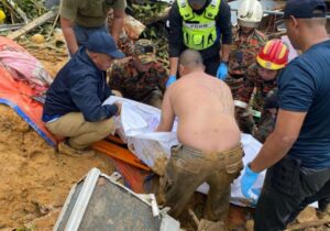 Husband’s desperate cry for help went viral, wife and son died in Papar landslide tragedy
