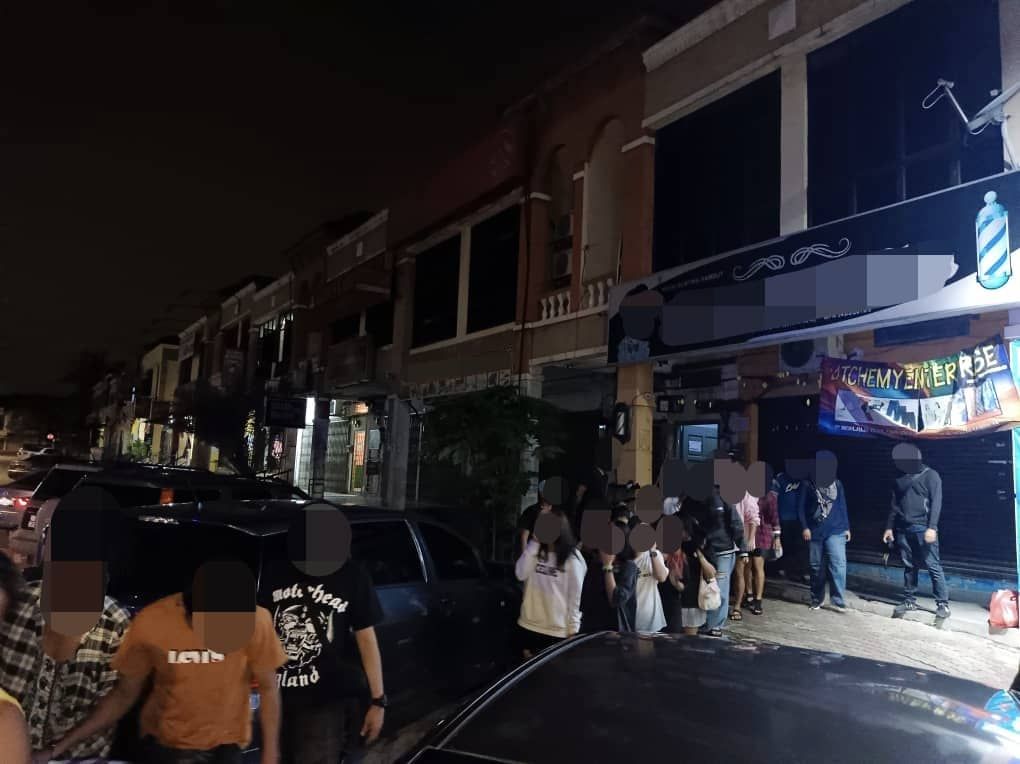 Immigration busts brothel in three-star hotel during raid in Jalan Ipoh