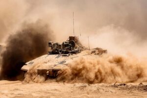 Israel kerah lebih banyak kereta kebal ke Gaza City