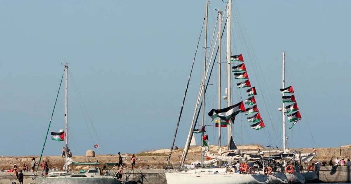 Israel says will not allow Gaza-bound aid flotilla to break its blockade
