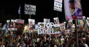 Israelis rally for Gaza deal ahead of Netanyahu-Trump meeting