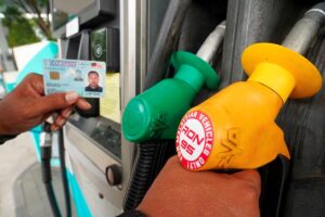 JPN Selangor urus lebih 11,000 MyKad sejak September untuk BUDI95