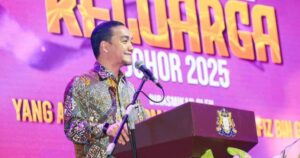 Johor single mothers, cancer patients get RM300 aid