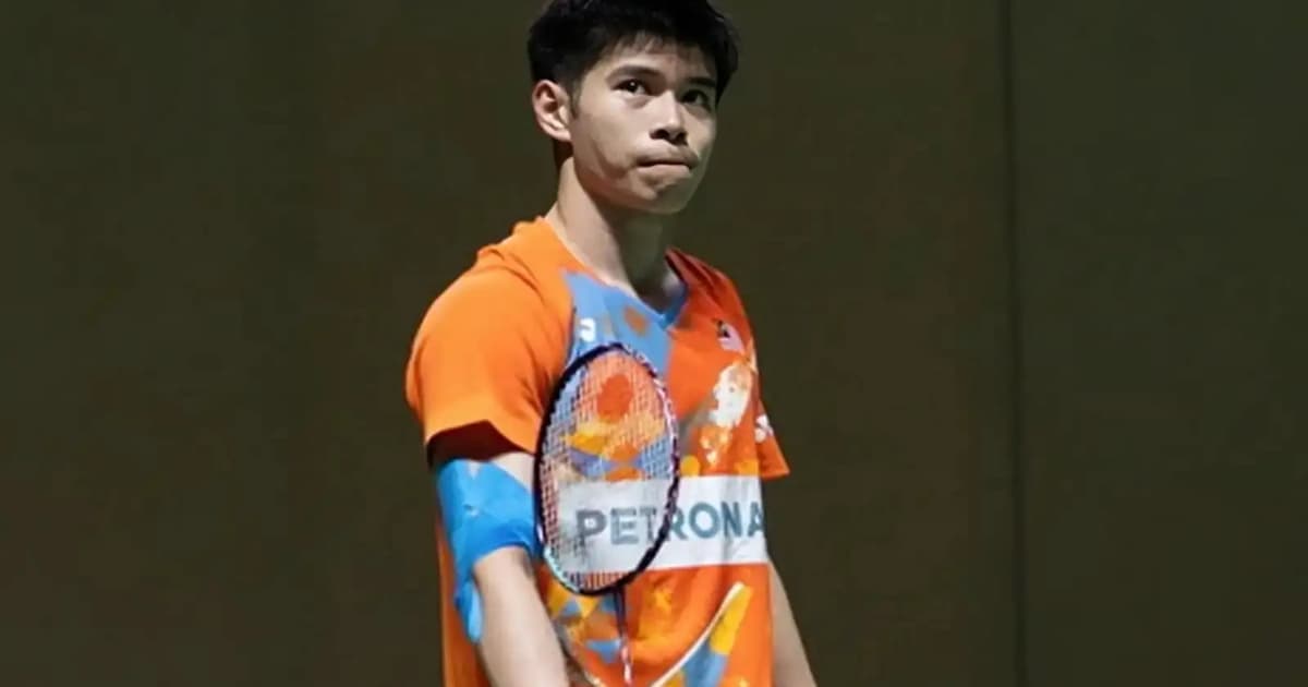 Jun Hao puts up great fight, falls to Chinese shuttler in marathon duel