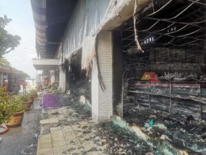 Kedai kelengkapan perkahwinan musnah dalam kebakaran di Nilai 3