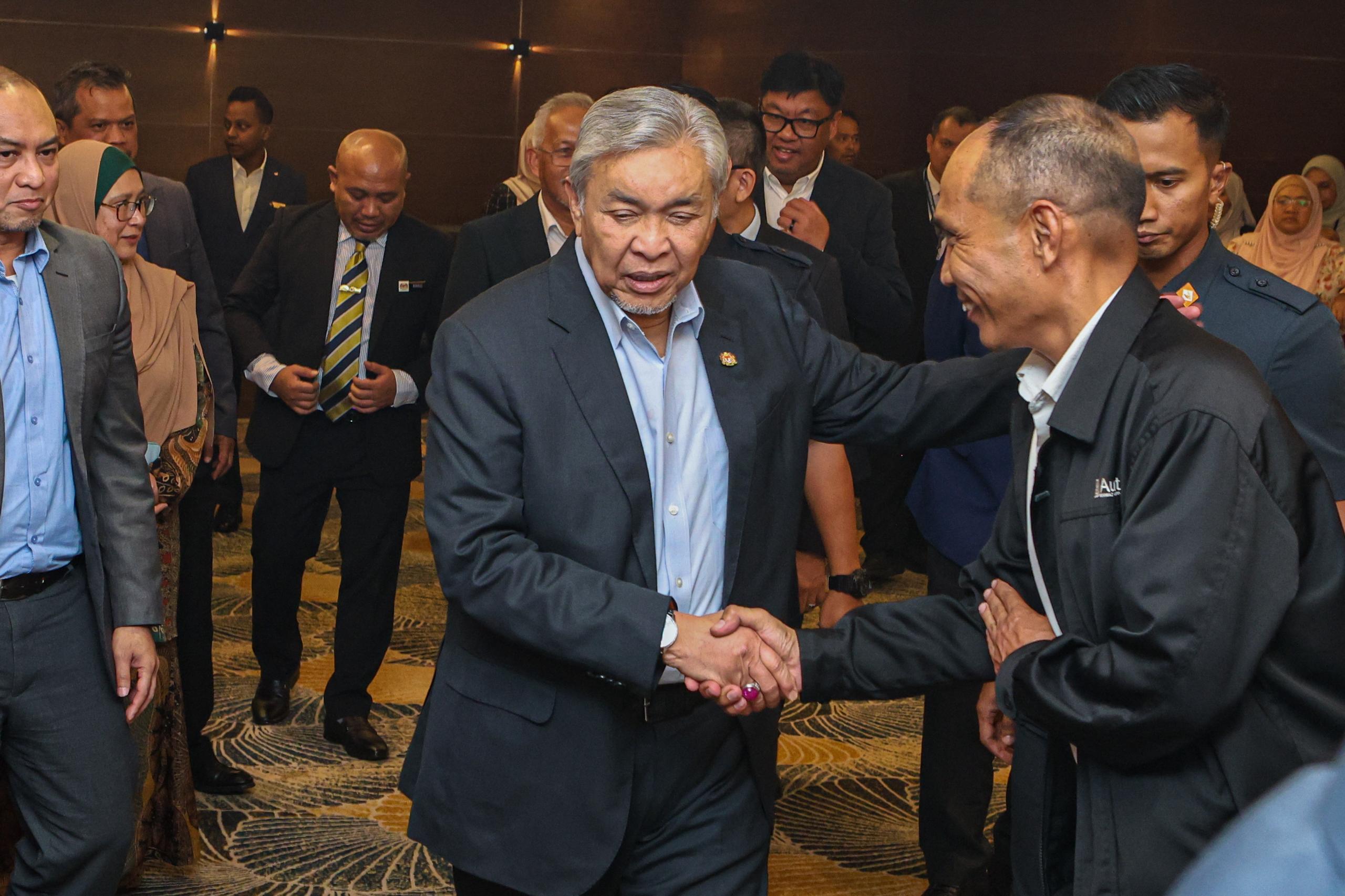 Kerajaan perkukuh penglibatan GLC,GLIC dalam TVET 