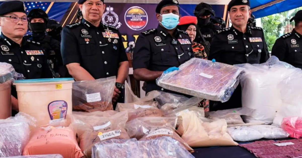 Lab producing 100,000 Erimin 5 pills a day uncovered in Senai factory fire