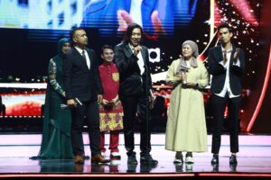 Lagu Cinta Setandan Pisang menangi kategori Lagu Etnik Terbaik AIM24