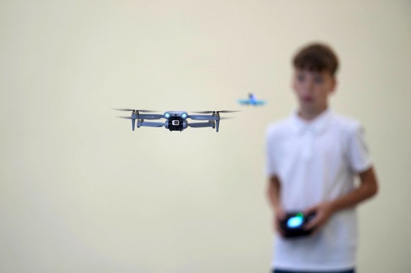 Lithuania teaches children to fly drones on border with Russia