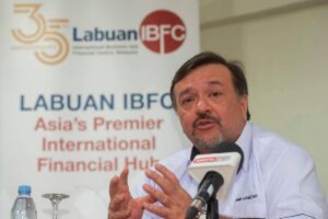 Menteri Kewangan II diberi taklimat pembangunan strategik Labuan IBFC