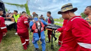 Mesin padi terlajak jalan sebelum terjunam, korbankan seorang remaja