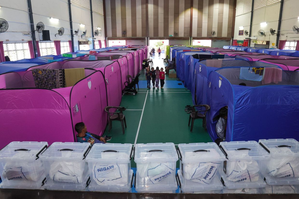 More flood victims evacuated in Sabah